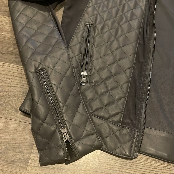 BKE Jacket - Picture 4 of 5